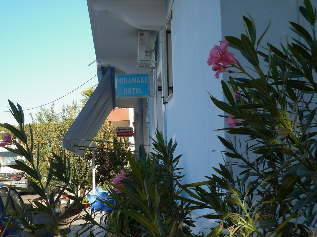 Miramare Hotel Λακκί Εξωτερικό φωτογραφία